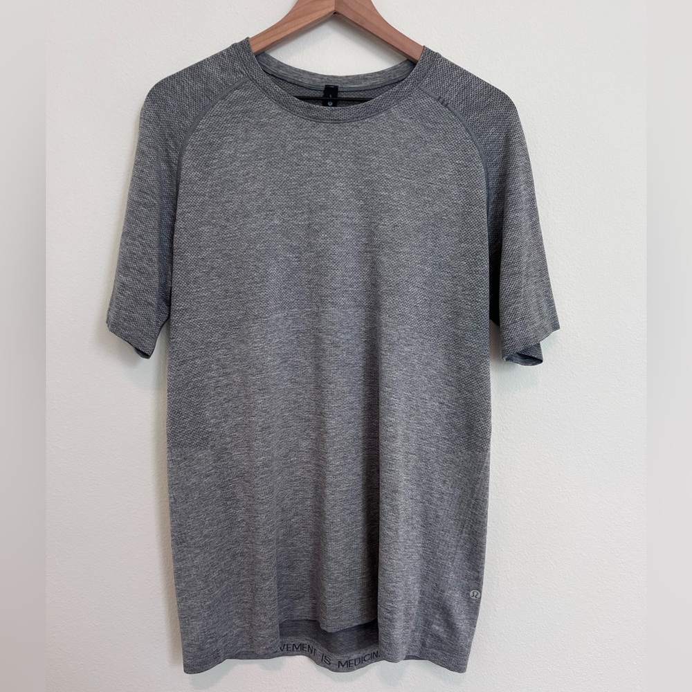 Lululemon Metal Vent Tech Short Sleeve